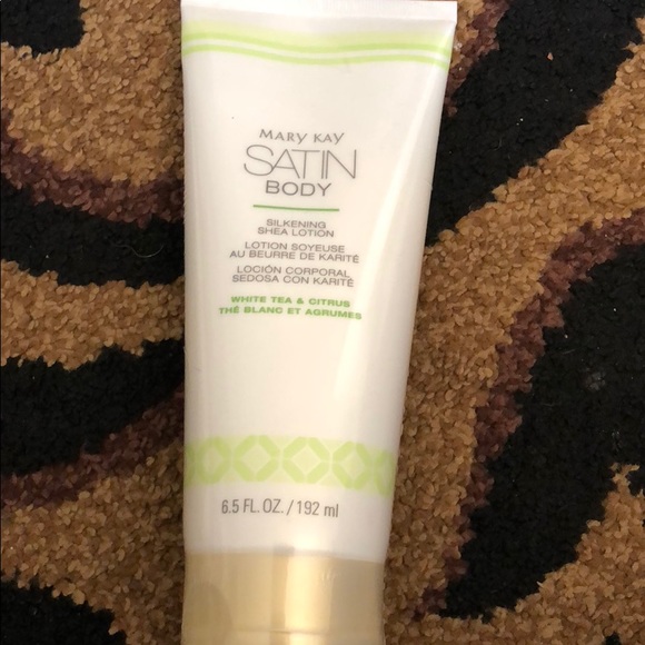 MaryKay Satin Body Set - Picture 4 of 4